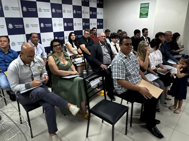 Câmara Municipal de Patos de Minas concede Moção de Aplausos a cidadãos, empresas e entidades